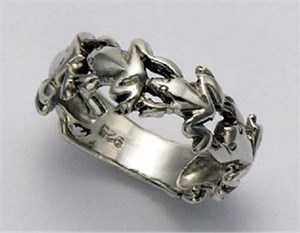 Frog Ring